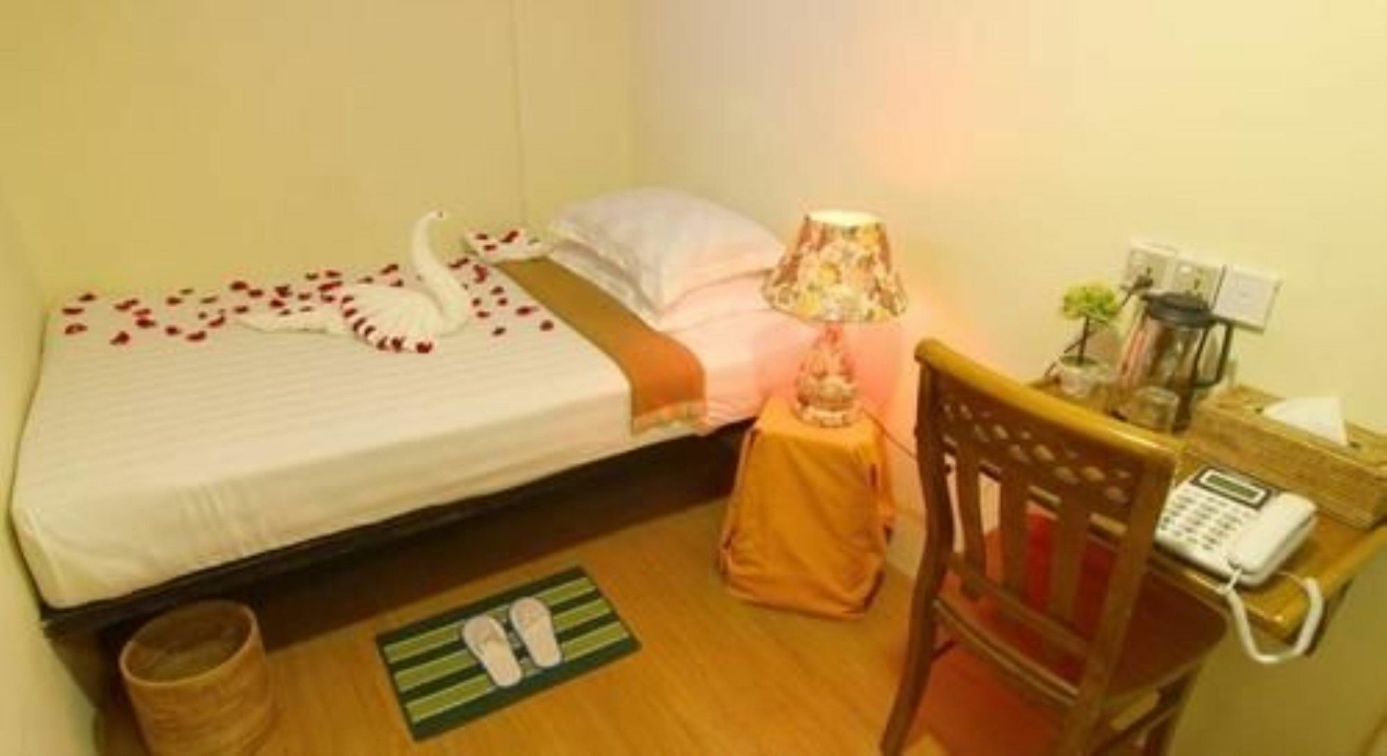 Shwe Htee Guest House Yangon Exterior foto